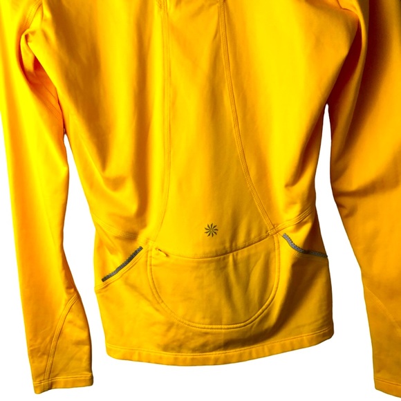 Athleta Shirt Size Small GUC Thumbholes, 1/4 Zipper, Pocket in Back - Picture 4 of 7